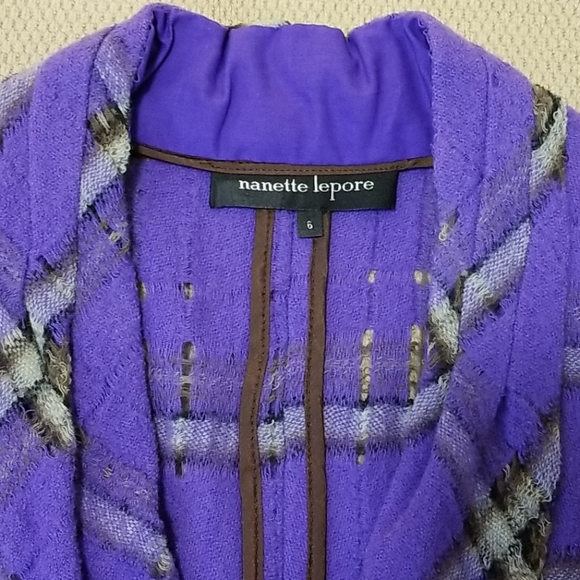 Nanette Lepore wool asymmetrical blazer & skirt 4 - Picture 4 of 16